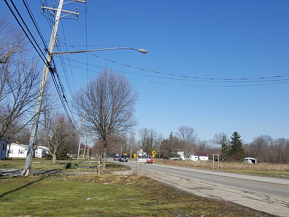 5th image of 1442 South Broadway