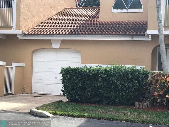 3rd image of 11321 Lakeview Dr #2N