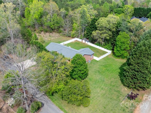503 Sanford Gragg Rd, Hudson, NC 28638