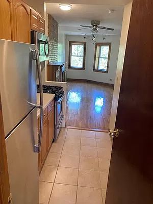 1st image of 175 Underhill Ave APT 3