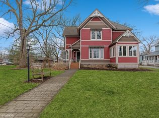 201 Park Ave, Grayslake, IL 60030