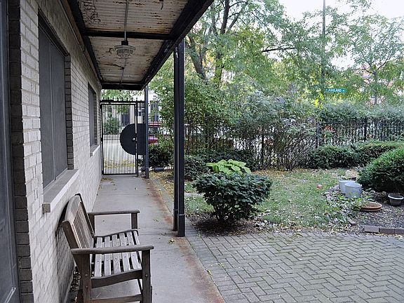 2nd image of 5225 N Ashland Ave APT 1A