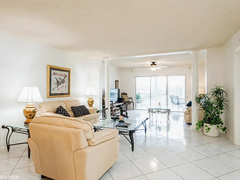 250 John F Kennedy Dr #408 — Photo 16