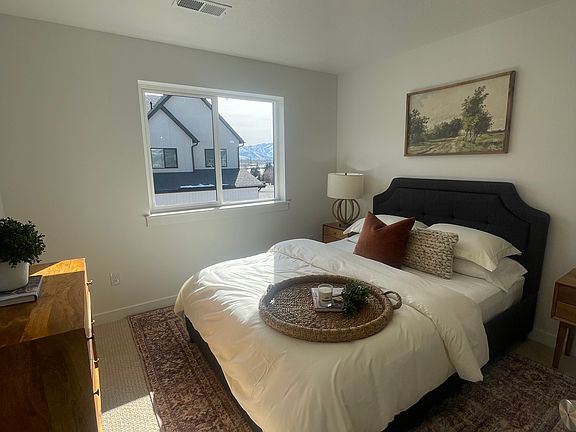 5th image of 159 E Lamotte Peak Ln