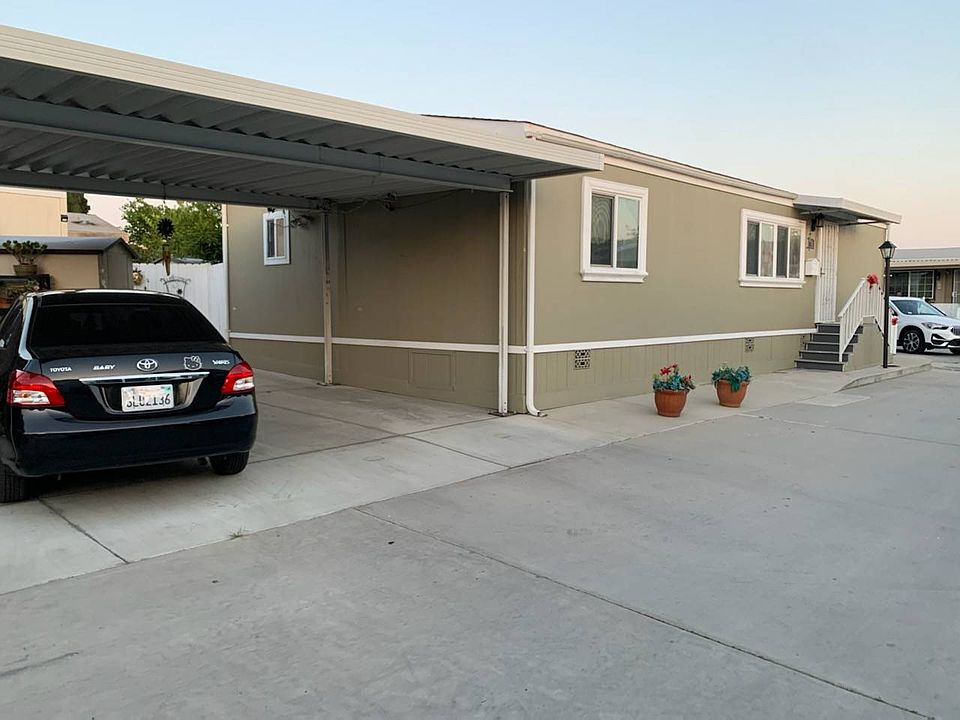 2nd image of 2616 W Orangethorpe Ave Space 38
