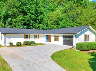 658 Old Hickory Ln SW, Lilburn, GA 30047