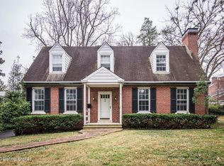 2034 Woodford Pl, Louisville, KY 40205