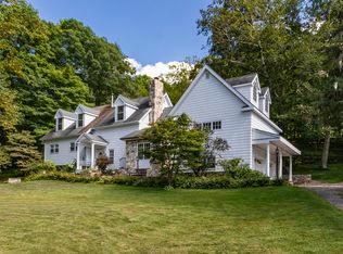 42 Partridge Dr, Ridgefield, CT 06877