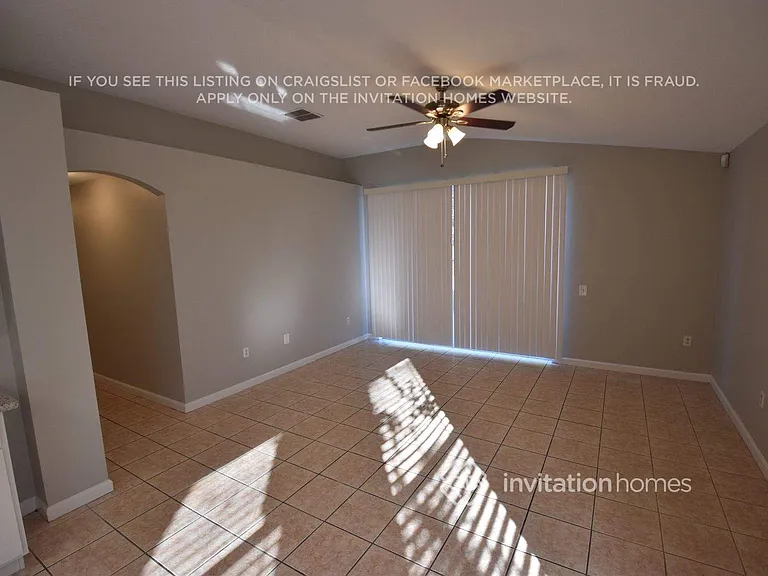 1175 Snug Harbor Dr — Photo 5