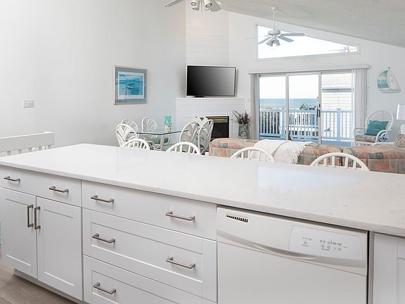 5th image of 2709 Landis Ave S #Sea