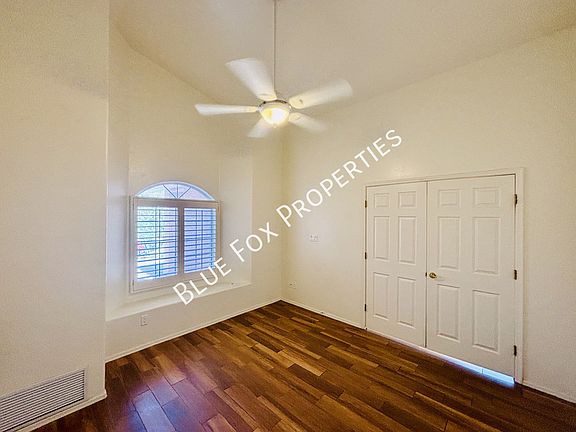 3rd image of 10451 N Calle Verano Seco