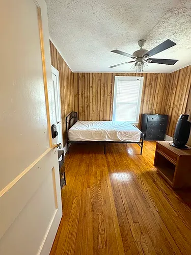 1209 Windsor Ave #3 Photo 1