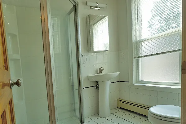 339-341 Beacon St #1 — Photo 8