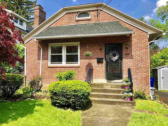 2nd image of 63 Norwood Ave