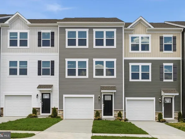 122 Bowers St, Stephens City, VA 22655