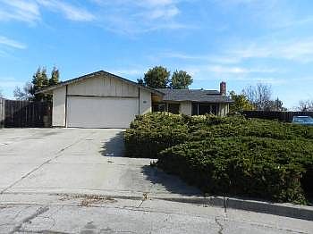 2nd image of 3308 Gloucester Pl