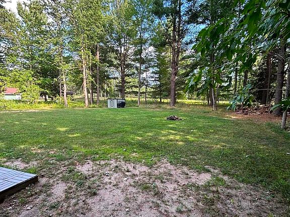 4th image of 1923 Berkshire Dr