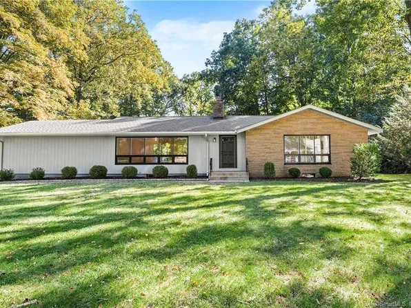 310 Hotchkiss Road, Orange, CT 06477
