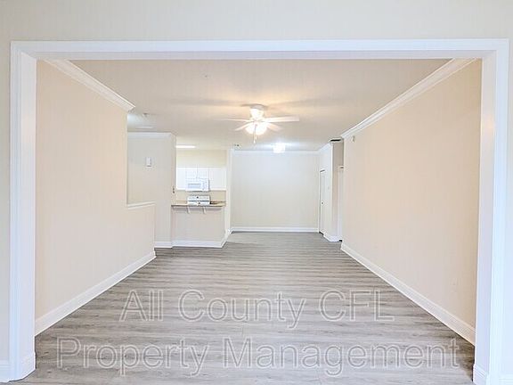 5th image of 417 Southern Pecan Cir Unit 208