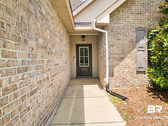 4th image of 1077 Crown Walk Dr