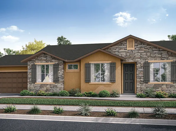 3223 Seymour St, Tulare, CA 93274