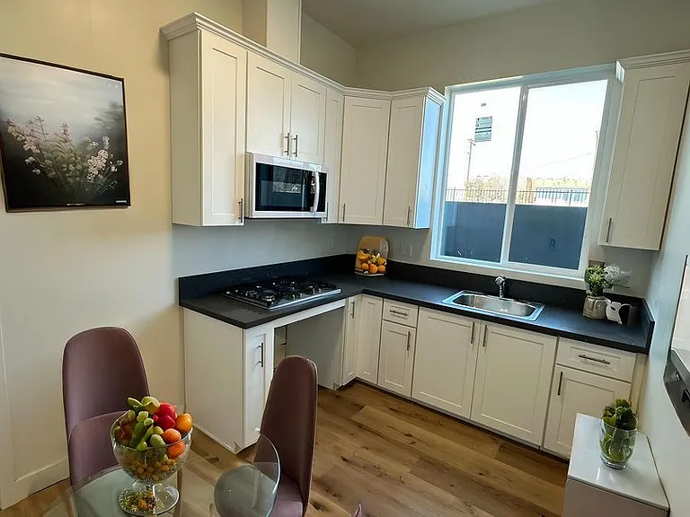 10914 S Main St #104 — Photo 1