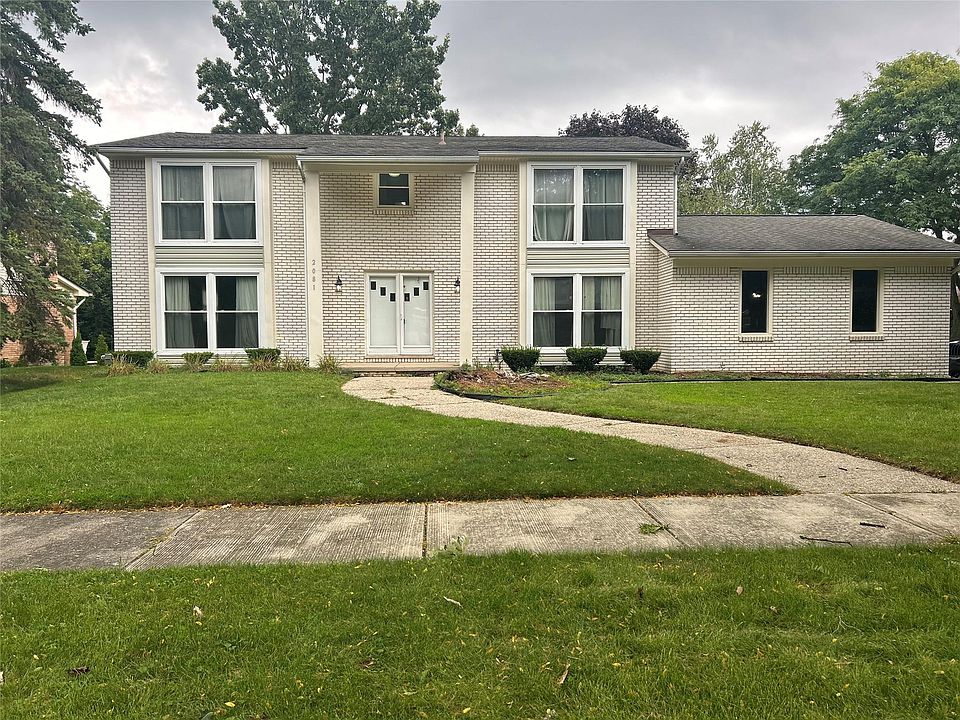 1st image of 2081 Babcock Dr