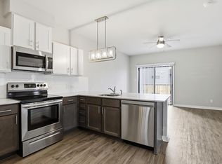 711 S Frio St #2204, San Antonio, TX 78207