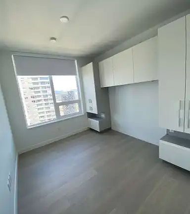 5th image of 6537 Telford Ave #3309