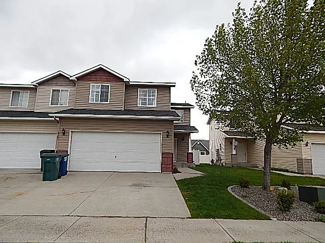 6391 W Trestle St #2 — Photo 1
