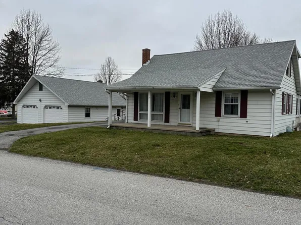 5 Reynolds Ave, Mont Alto, PA 17237