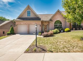 106 Green Commons Dr, Pittsburgh, PA 15243