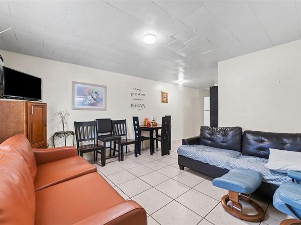 tampa-florida-441523826 picture