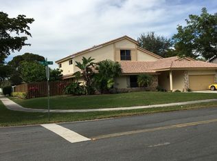 1101 NW 93rd Ave, Plantation, FL 33322