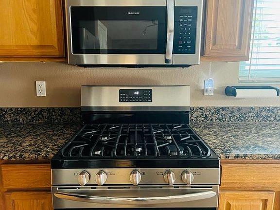5th image of 10565 W Angels Ln
