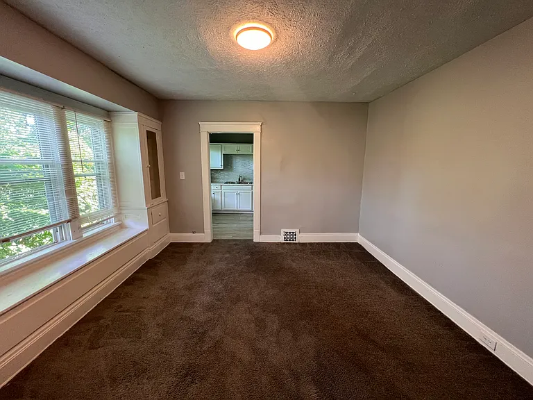 9421 Parkview Ave #2 — Photo 3