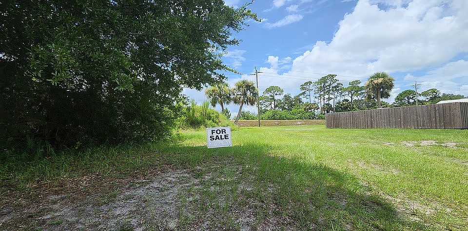 2nd image of 902 Brookfield St SE Lot 23