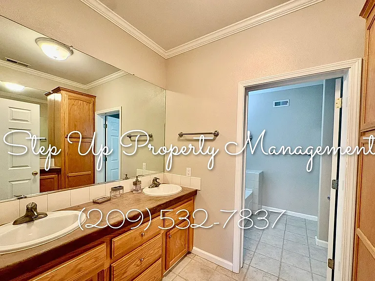 342 Duchess Dr — Photo 15