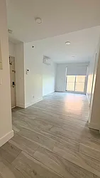 631 East 18th Street, #5E
