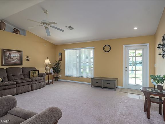 5th image of 6031 Laurelwood Dr