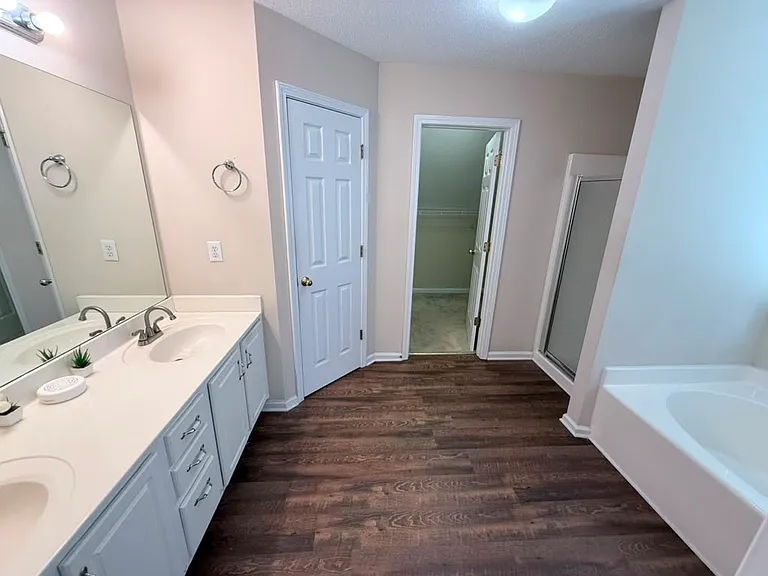 1227 Mandalay Ct — Photo 14