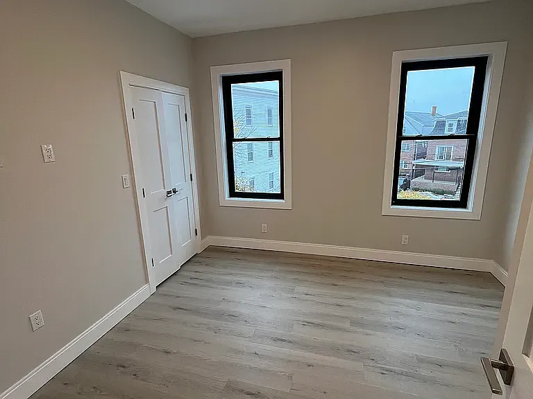 56 Sachem St #5 — Photo 6