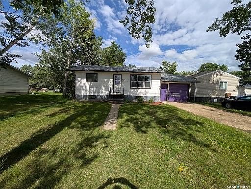 1st image of 617 Peterson AVENUE