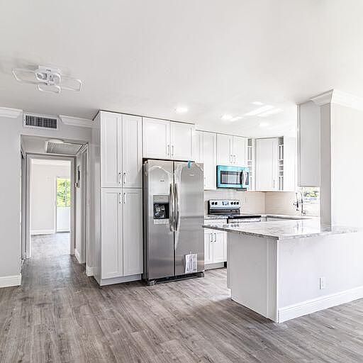 1st image of 337 Sheffield N