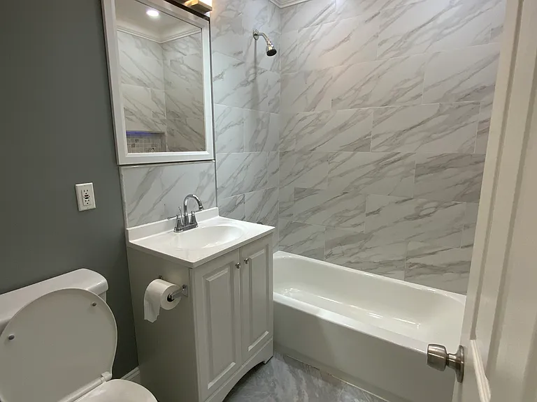 2545 S Bellford St — Photo 37