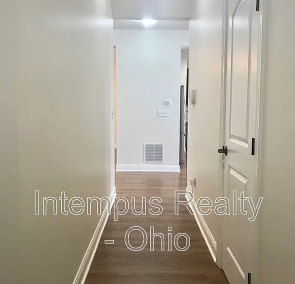 9390 Woodbine Way — Photo 11