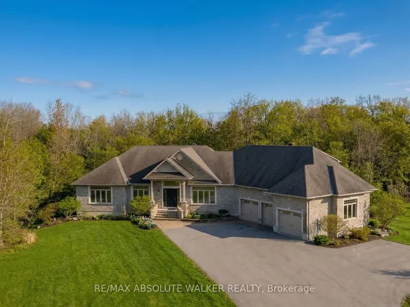 8134 Adam Baker Way, Ottawa, ON K0A 2P0
