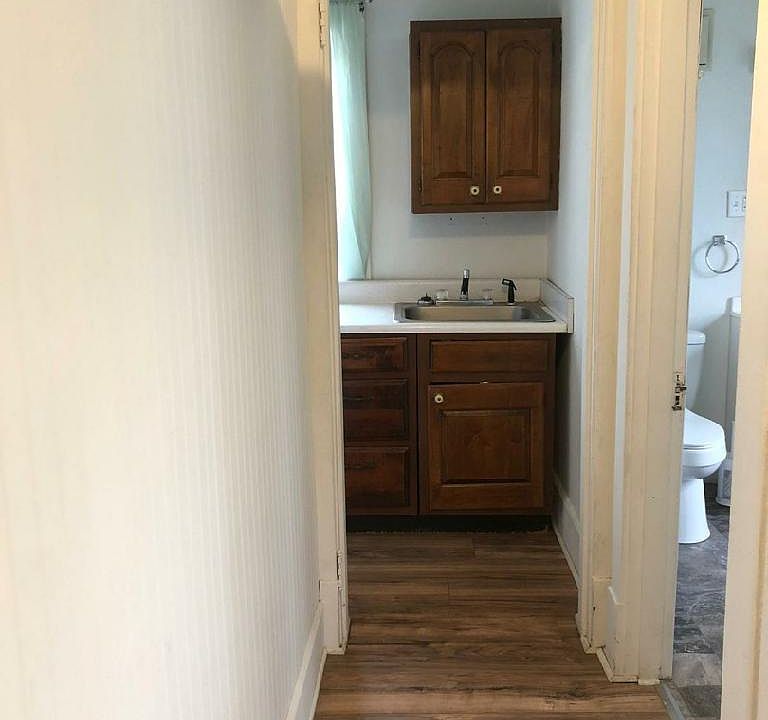 1st image of 329 E Park Ave #3