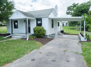 915 7th St, Radford, VA 24141