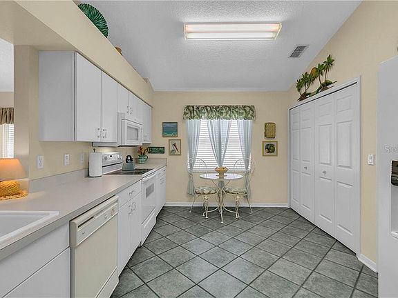 5th image of 3552 Westerham Dr